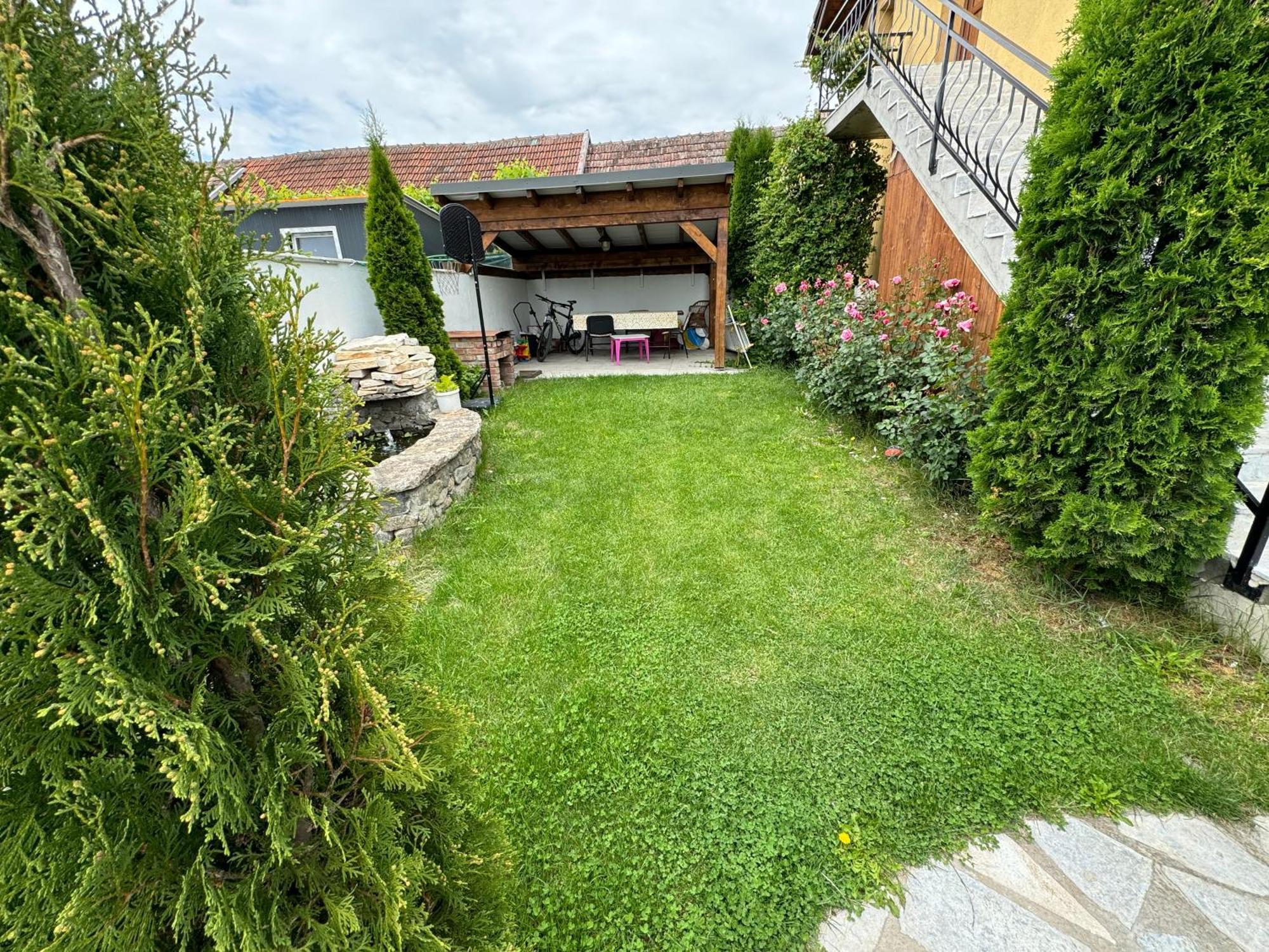 Hotel Casa Smarald Turda Noua Esterno foto